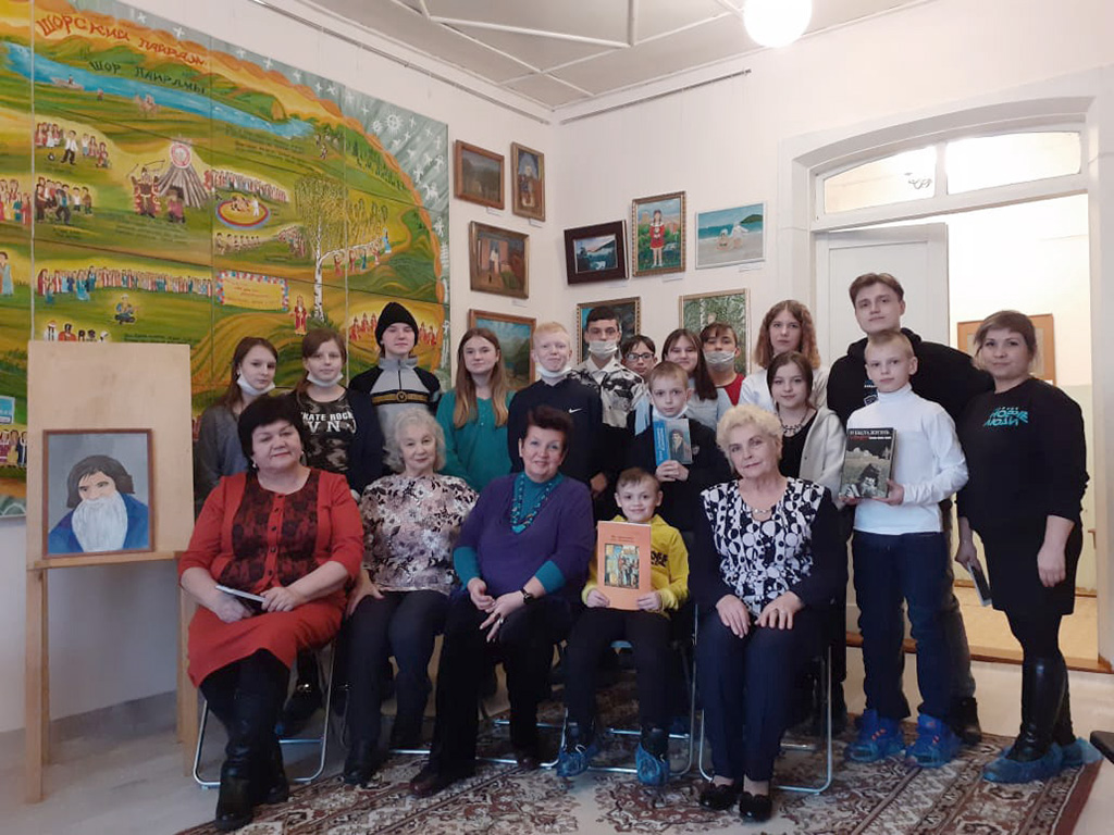 Тематический вечер в &laquo;Центре наивного искусства &laquo;Сибирские просторы&raquo;. 28 января 2022 года
